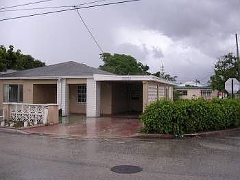 2nd image of 204 NE 12th Ave