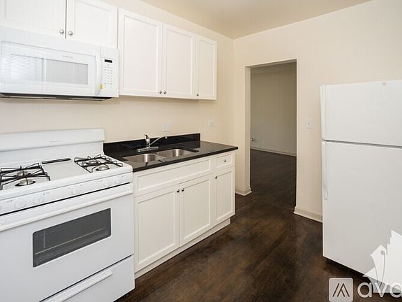 5th image of 5736 N Winthrop Ave #48-302