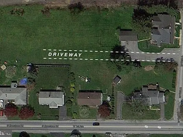 10 W Bridge St, Parkesburg, PA 19365