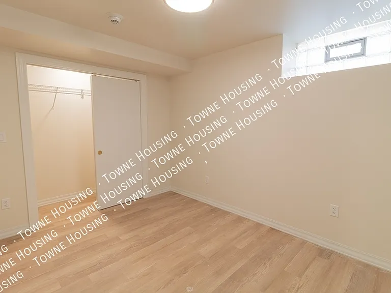 17 N Pearl St #1 — Photo 6