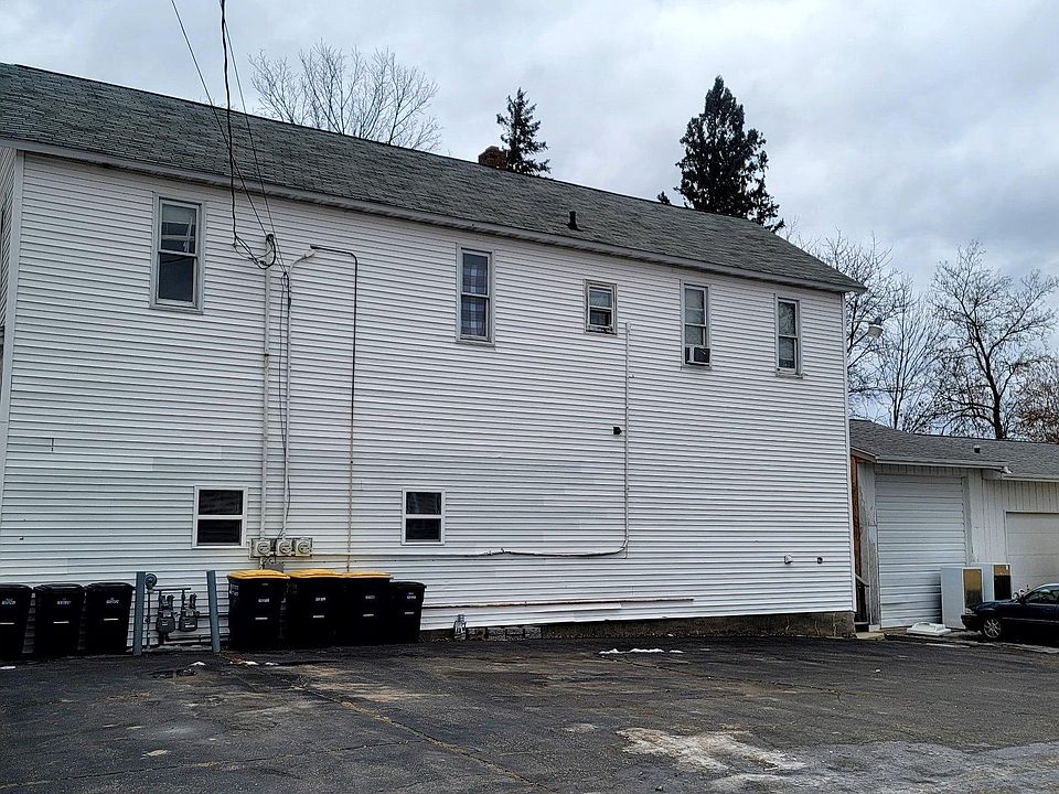 2nd image of 1002 Mason St