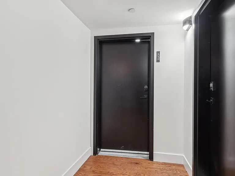 Hancock Lofts — Photo 15