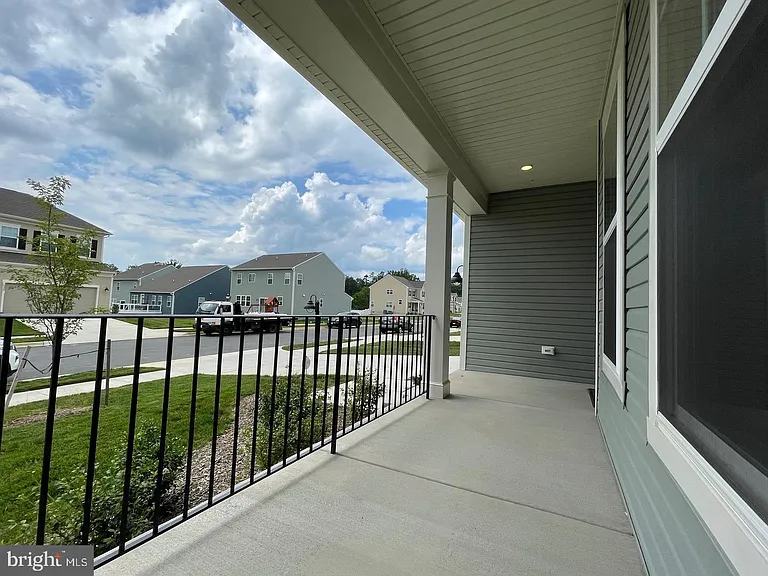 2328 Hawkshill Dr — Photo 10