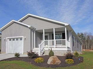 166 Liberty Ln, Westfield, MA 01085
