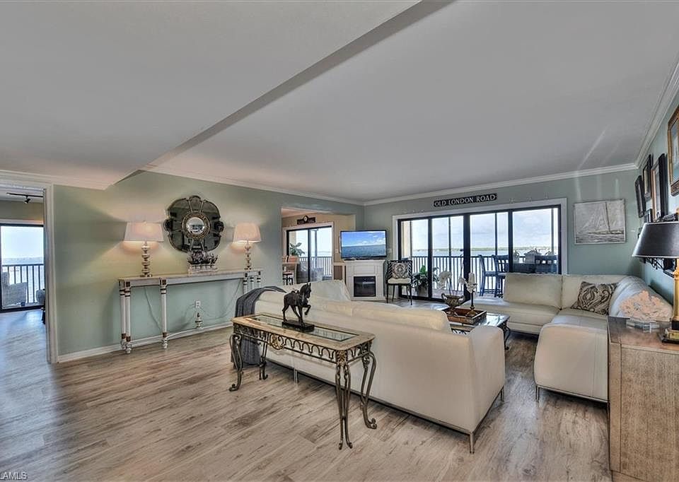 1st image of 1910 Virginia Ave APT 801
