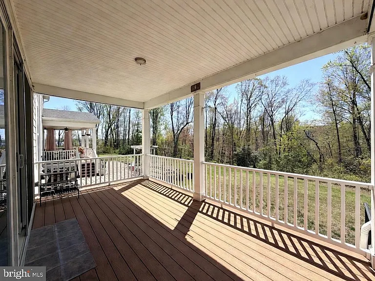 1530 Sandpiper Bay Loop — Photo 9