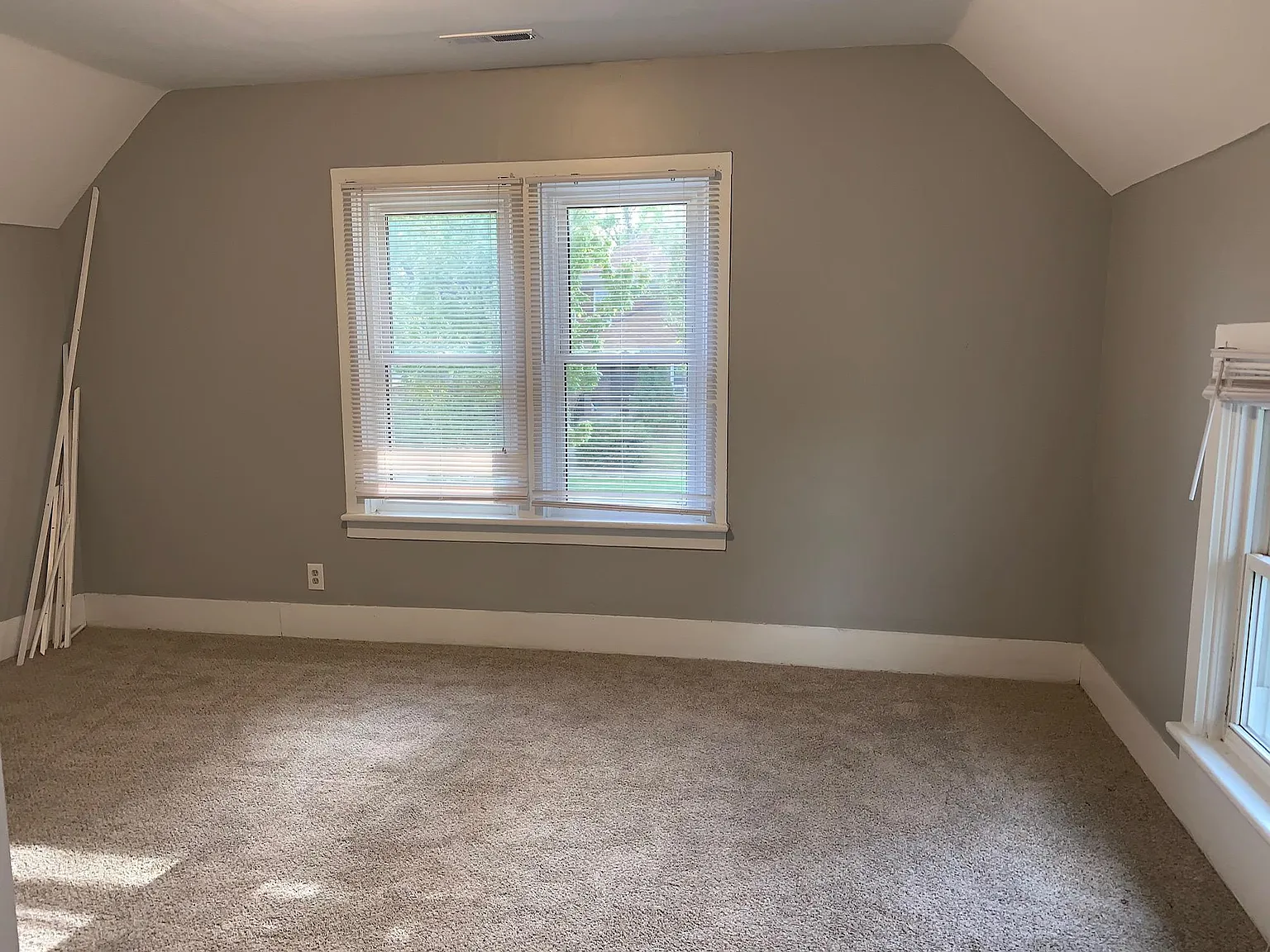 118 N Normal St — Photo 4