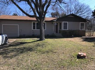 1601 E 2nd St, Sulphur, OK 73086