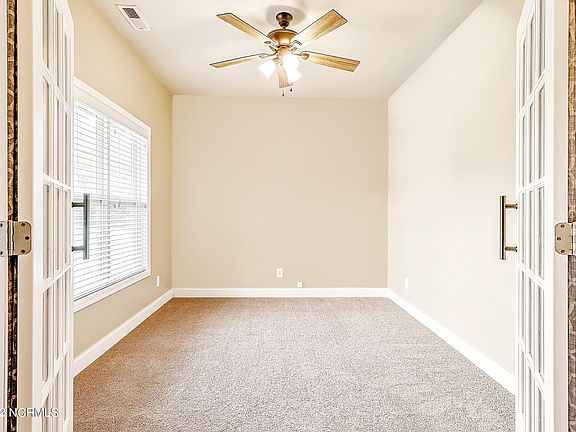 3rd image of 192 Rosslyn Chapel Ln