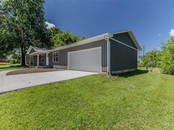 1507 Finn Dr, Lebanon, MO 65536