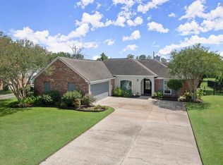 17952 Lake Iris Ave, Baton Rouge, LA 70817