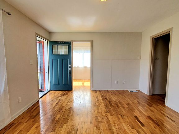 3rd image of 1230 N Steele St #1230
