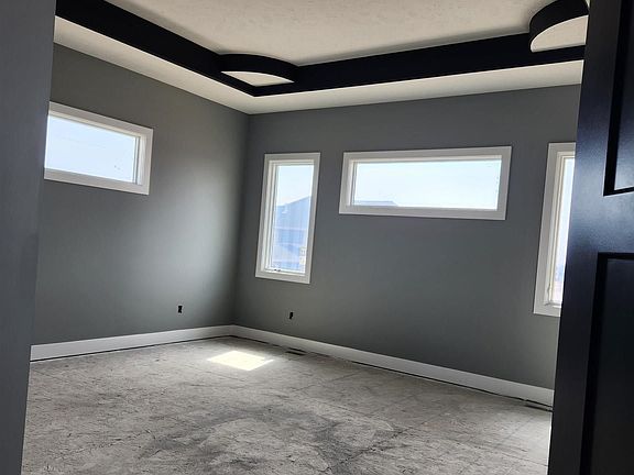 4th image of 21021 Atwood Ave