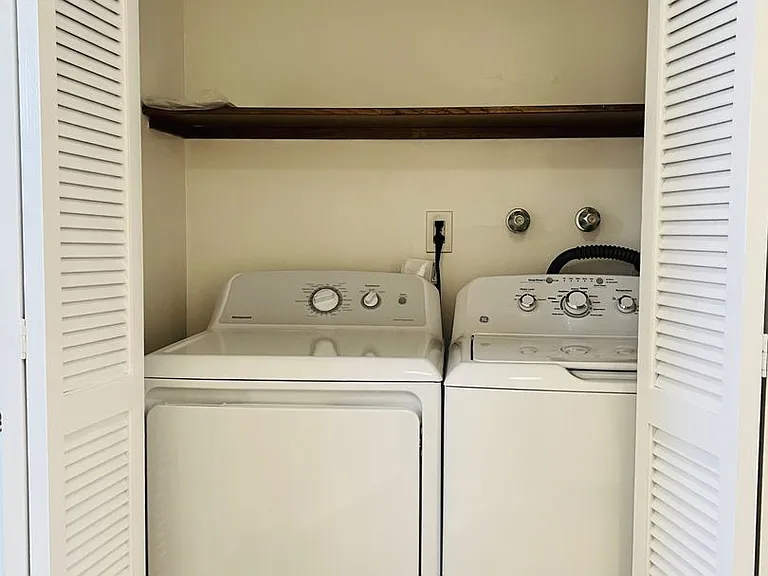 1171 Stanford St #4 — Photo 17
