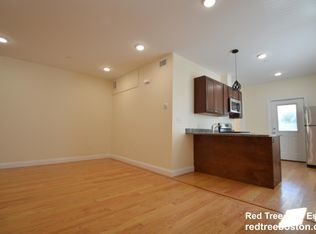 549 Washington St #2B, Boston, MA 02111