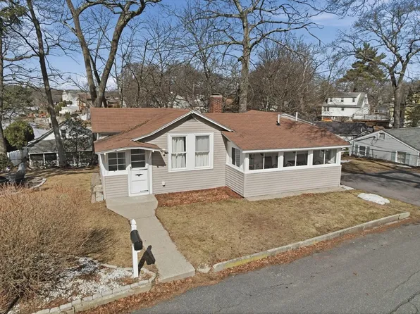 81 Bay View Dr, Shrewsbury, MA 01545