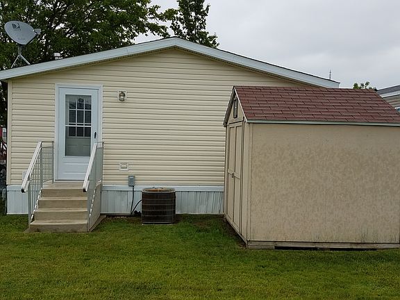 2nd image of 69251 Emma Dr