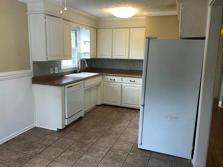 1772 Lake Rd — Photo 5
