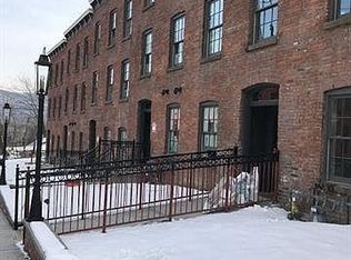 69 Renwick St FLOOR 3, Newburgh, NY 12550