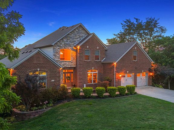 3rd image of 625 Dove Ln