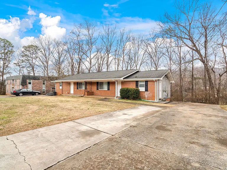 2823 Colt Dr #3 — Photo 2