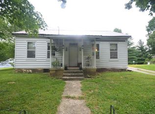 7943 E Walnut St, Lexington, IN 47138