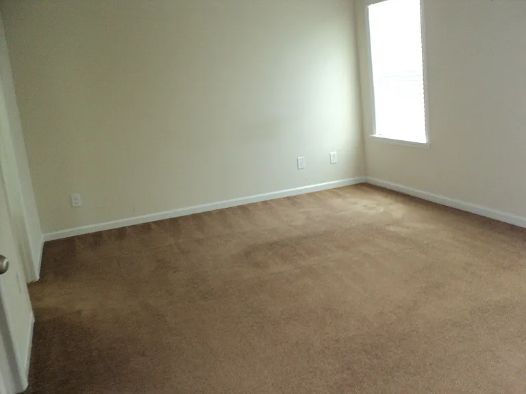 1713 Sunmeadow Dr — Photo 4
