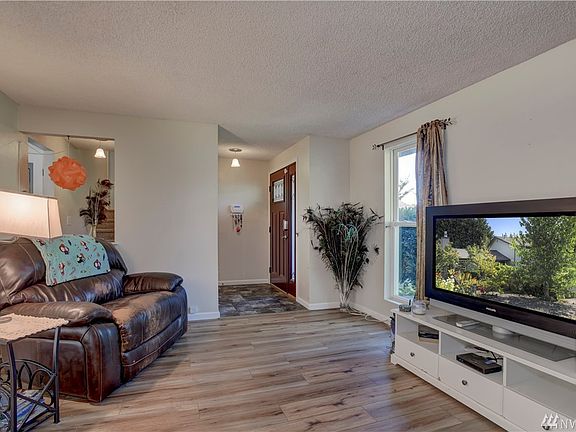5th image of 3270 Yorkshire Ct SE