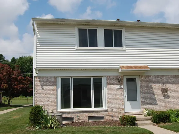 37742 Colonial Dr, Westland, MI 48185