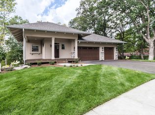 5140 Ranchview Ln N, Plymouth, MN 55446