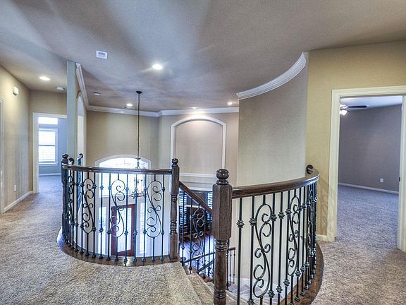 5th image of 82 W Cove View Trl