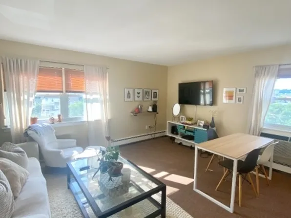 50 Elm St #4B, Morristown Town, NJ 07960