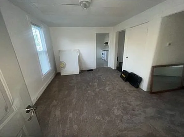 610 E 3rd St, Elmira, NY 14901