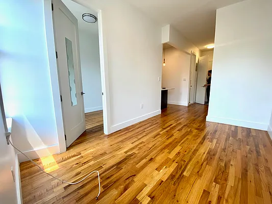 Rented by Lang Realty LLC | media 17