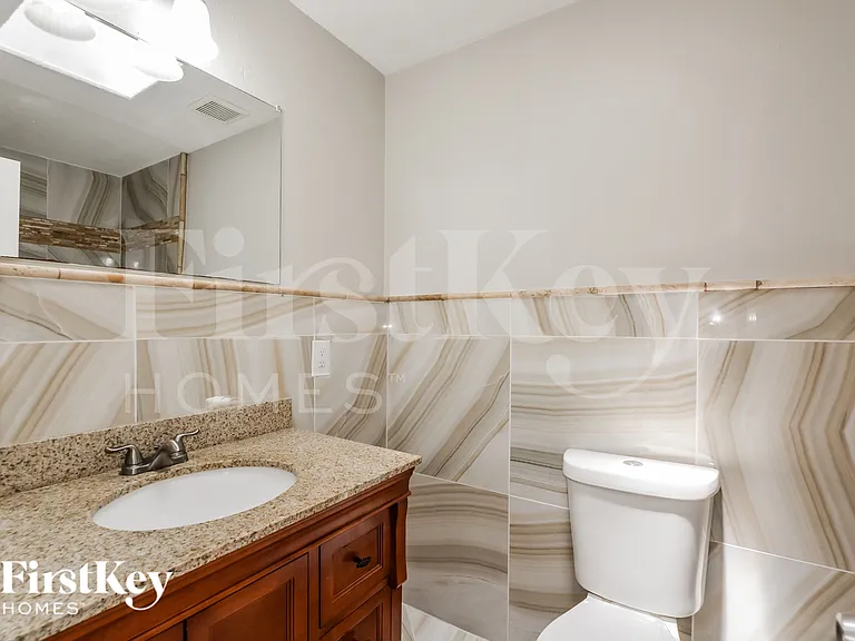 1407 Chilean Ln — Photo 14