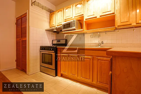 Rented by ZealEstate Group Inc | media 6