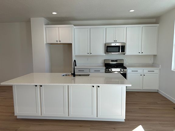 4th image of 11356 S Watercourse Rd W #396