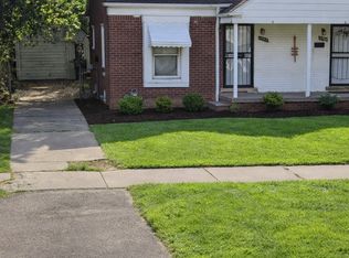 18462 Kelly Rd, Detroit, MI 48224