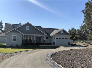 16174 Sherwood Rd, Weed, CA 96094