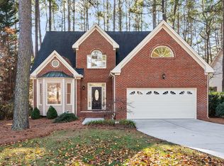 402 Lippershey Ct, Cary, NC 27513