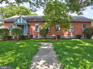 1378 E Oregon Rd, Lititz, PA 17543