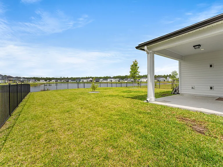 535 Silver Landing Dr — Photo 3