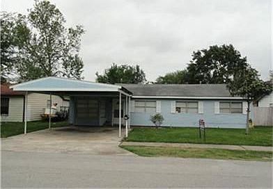 1st image of 2409 Kingsdale Dr