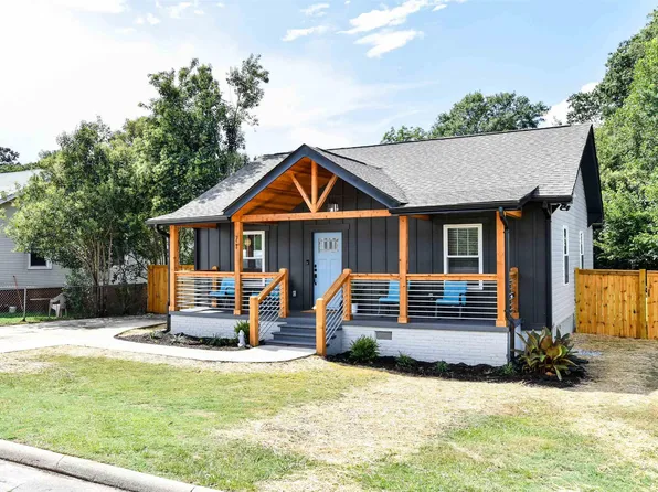 71 Dorsey Ave, Greenville, SC 29611