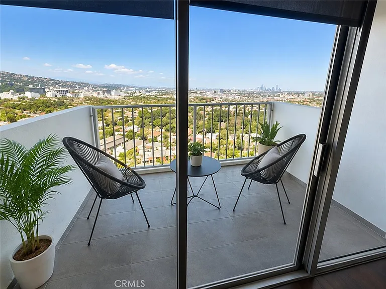 2170 Century Park E #1601 — Photo 2