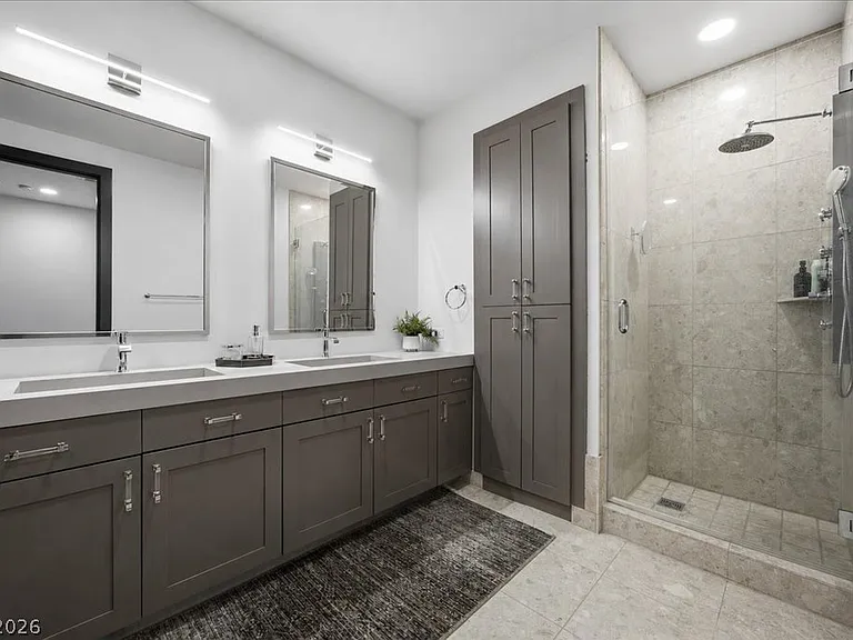 4575 Dean Martin Dr #307 — Photo 31