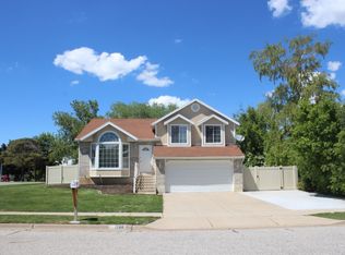 1288 E 5875 S, South Ogden, UT 84405