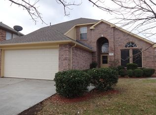 613 Jan Ct, Saginaw, TX 76179