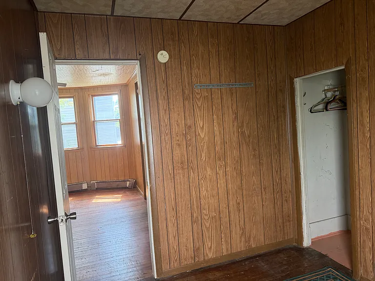 15 Henry St #1 — Photo 7