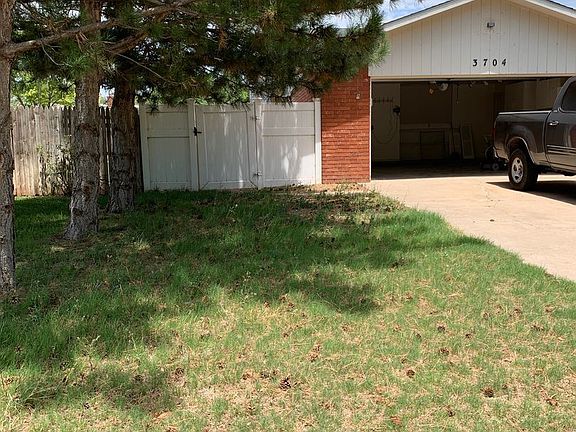 2nd image of 3704 Linkwood Ln